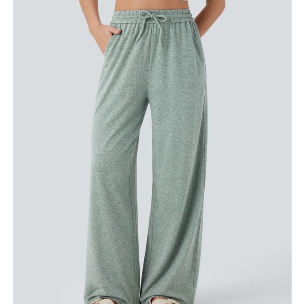 Halara Relaxed Fit Green Pants